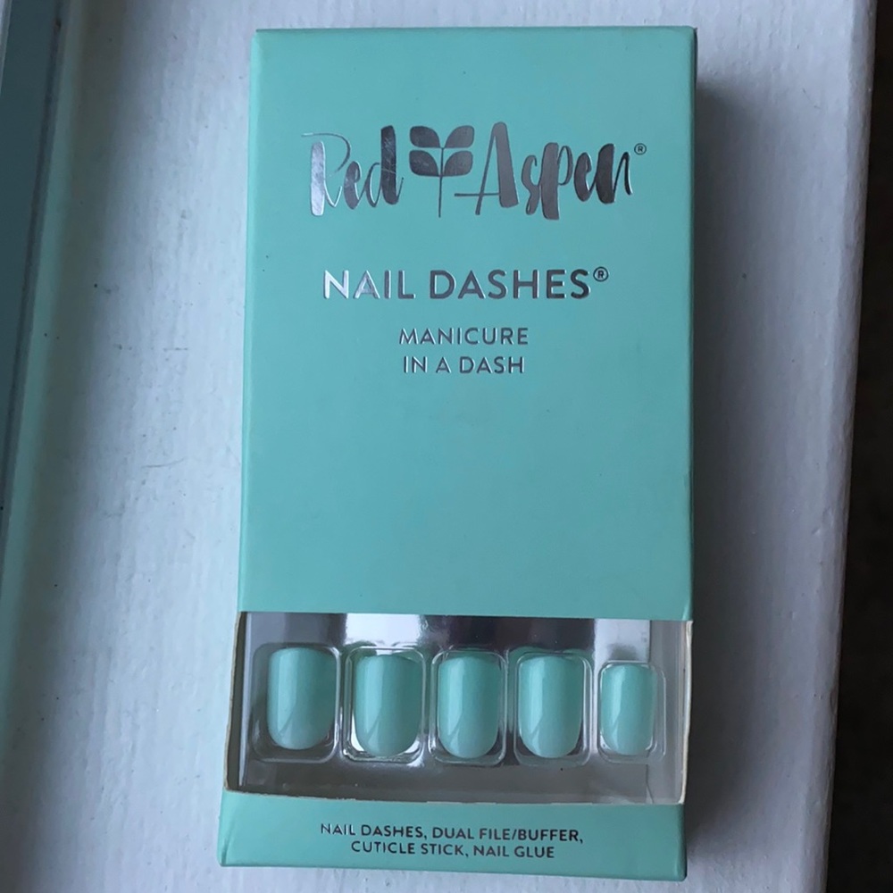 Megan’s Mint Julep - Red Aspen Nail Dashes